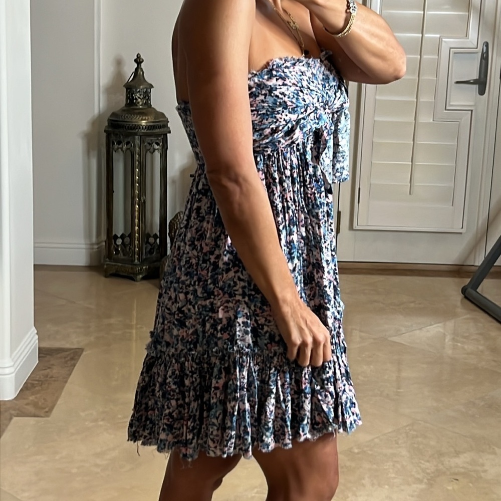 💕Cute strapless dress 💕 - Picture 2 of 7